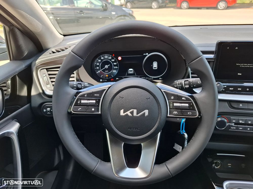Kia Ceed SW 1.0 T-GDI Drive - 14