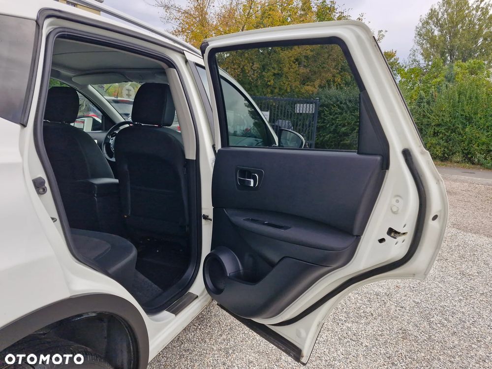 Nissan Qashqai - 17