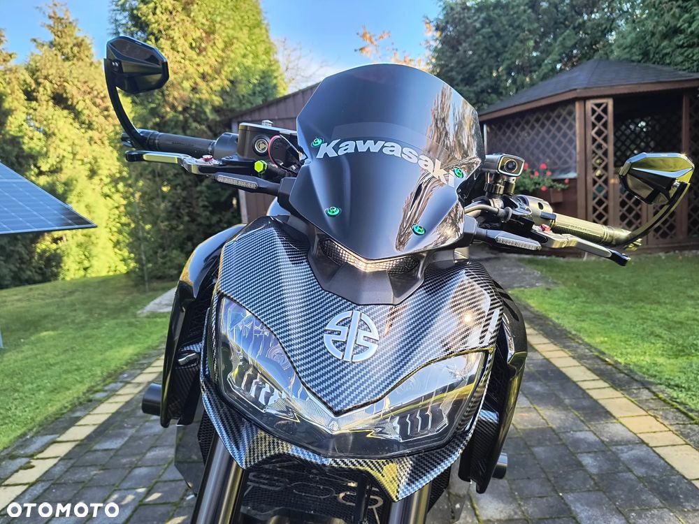 Kawasaki Z 900 - 12