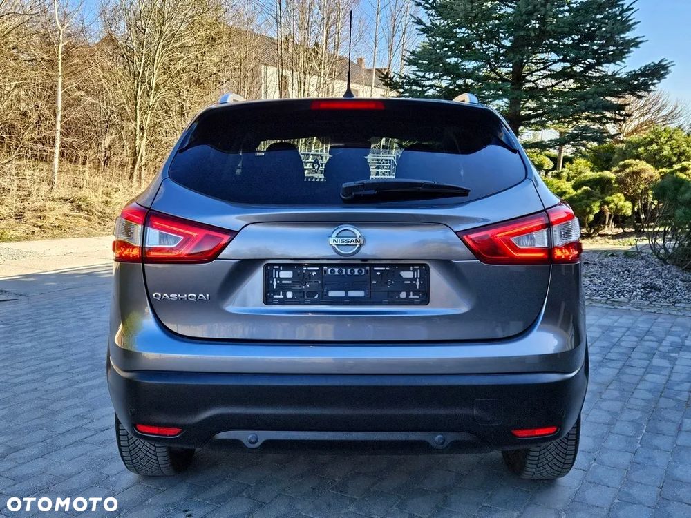 Nissan Qashqai - 10