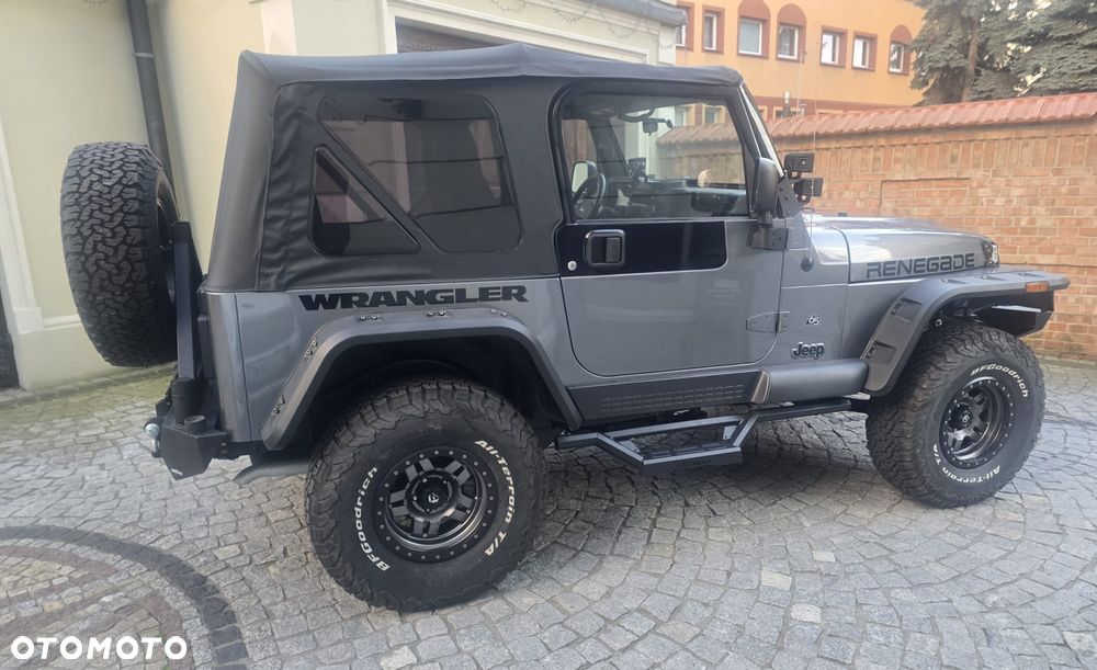Jeep Wrangler - 6