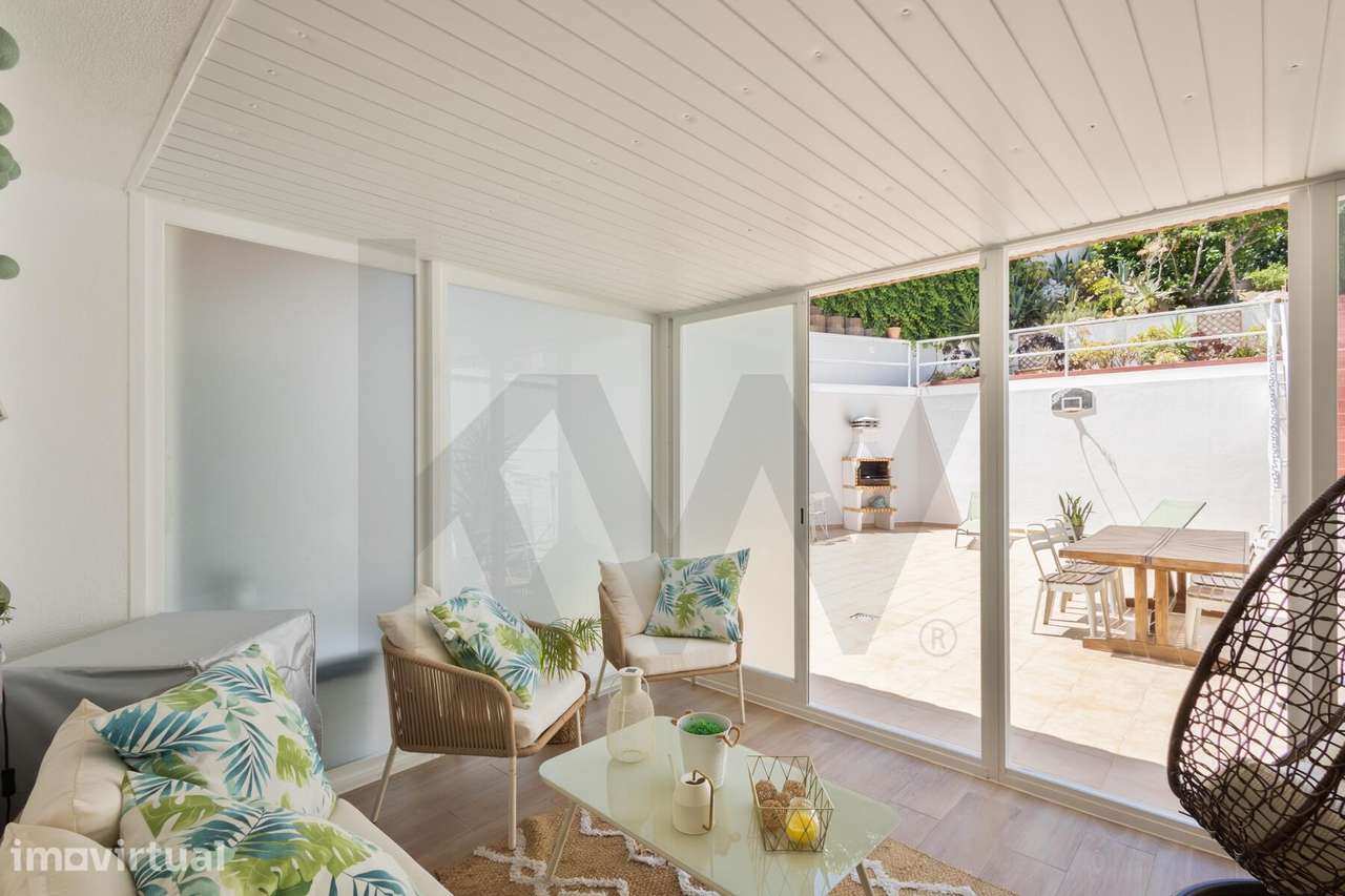 T2 Totalmente Remodelado com Terraço de 90m2 – Junto à Saint Dominic's - Grande imagem: 5/31