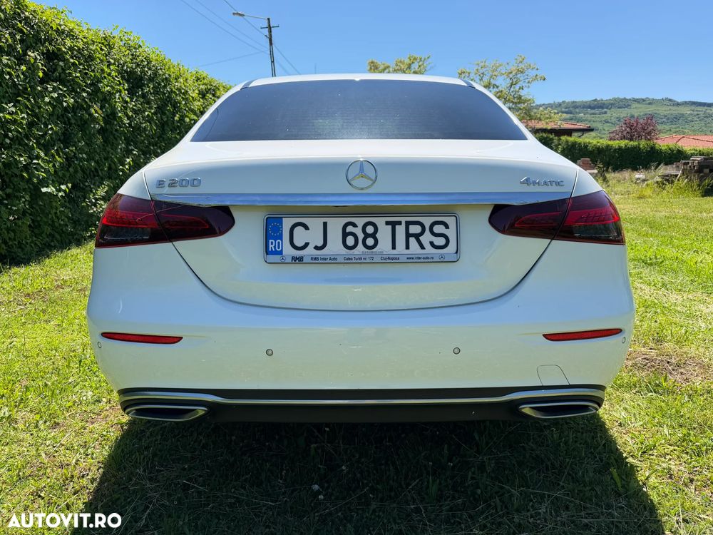 Mercedes-Benz E 200 4MATIC 9G-TRONIC Avantgarde - 5