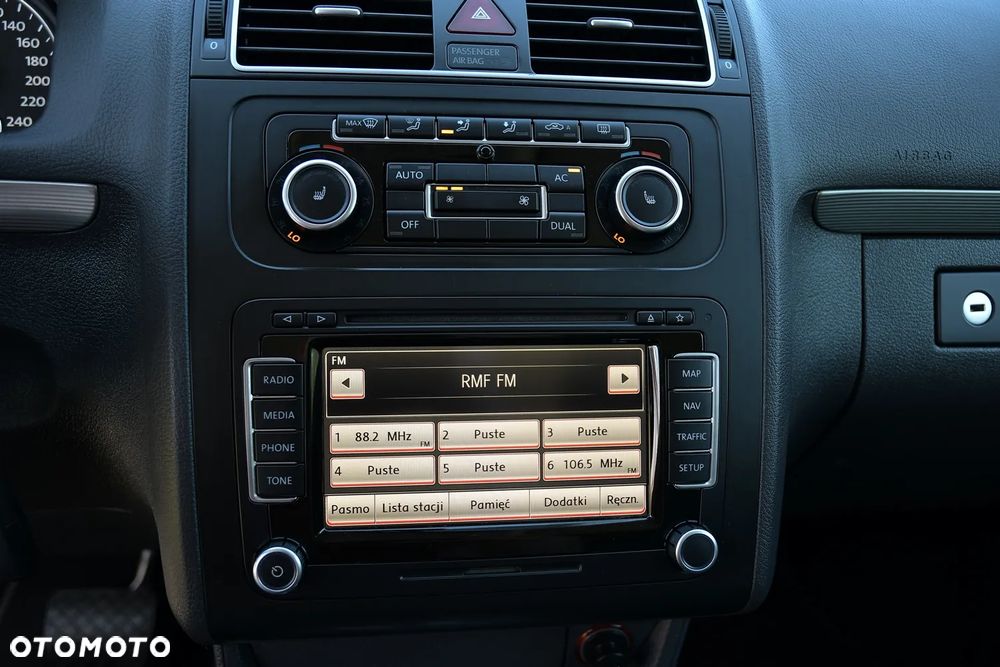 Volkswagen Touran 2.0 TDI DPF Highline DSG - 31