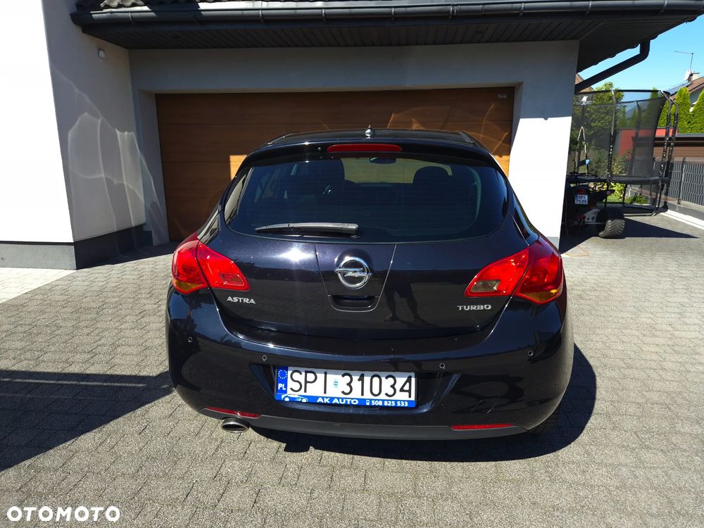Opel Astra 1.4 Turbo Design Edition - 12