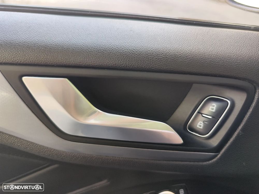 Ford Focus SW 1.0 EcoBoost Active Aut. - 27