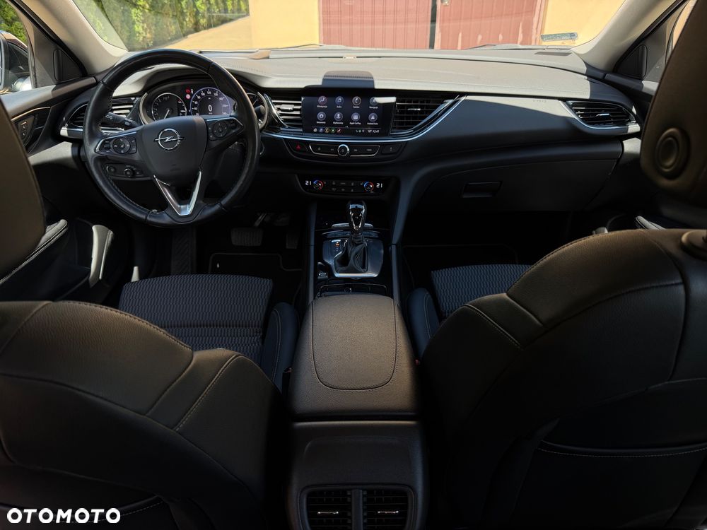 Opel Insignia 2.0 T Business Elegance S&S - 11
