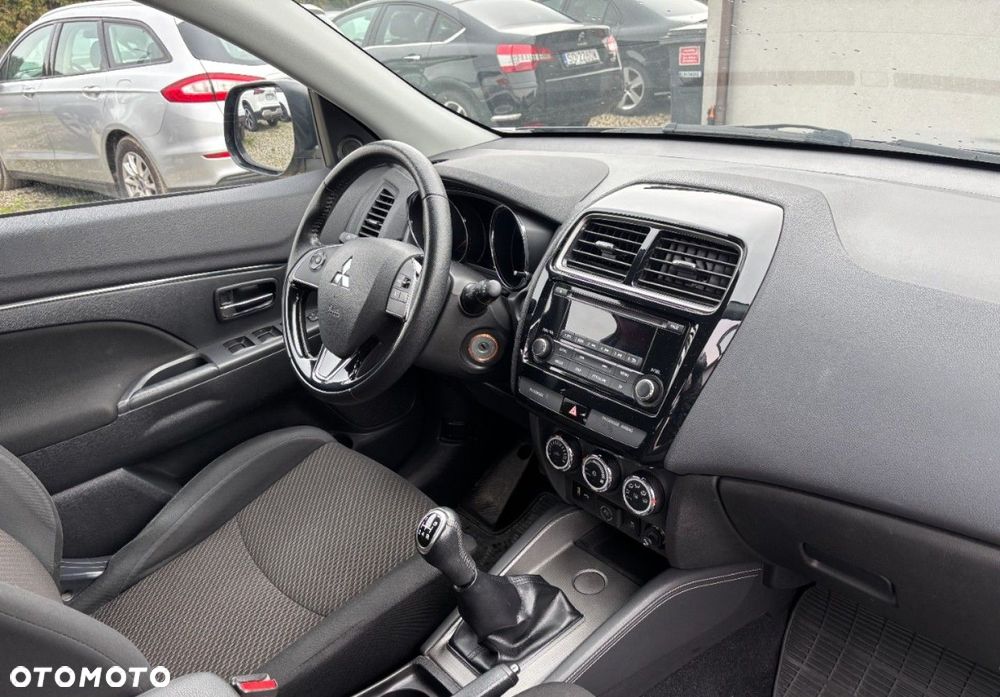 Mitsubishi ASX - 17