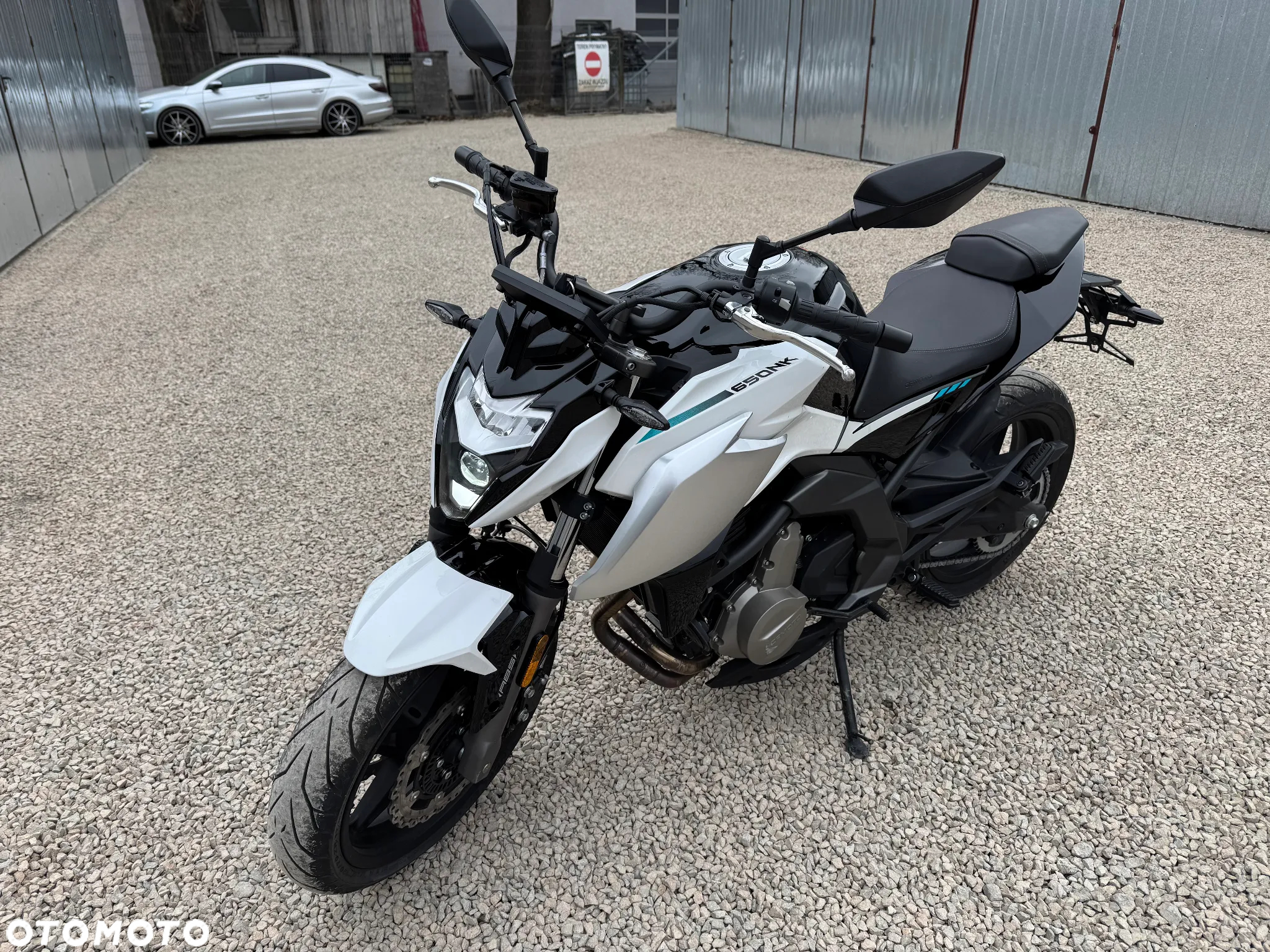 CFMoto NK - 6