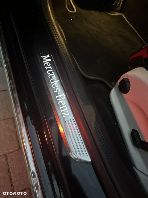 Mercedes-Benz Klasa E 200 d 9G-TRONIC - 9