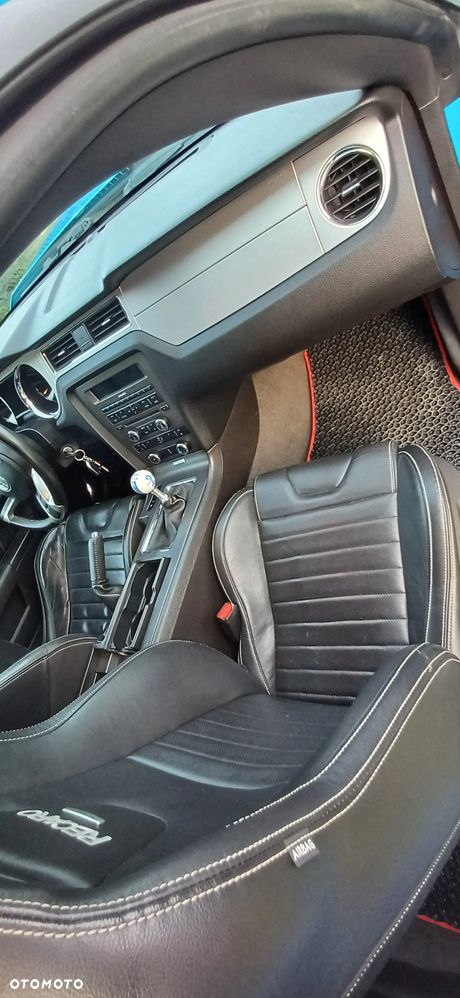 Ford Mustang 3.7 V6 - 17