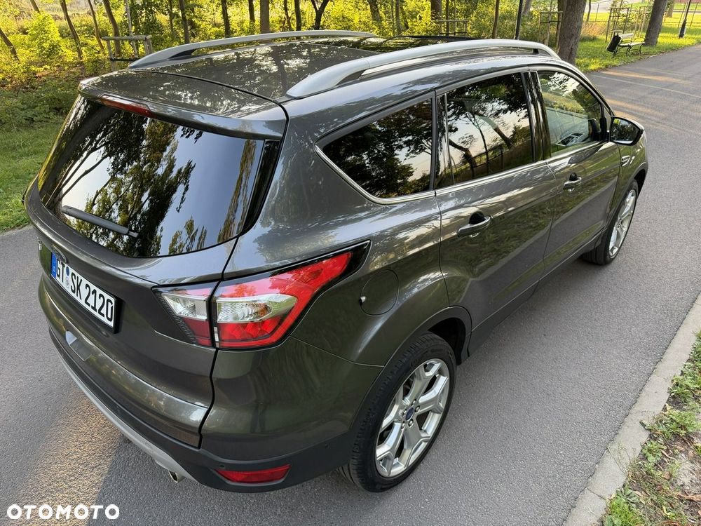 Ford Kuga - 12