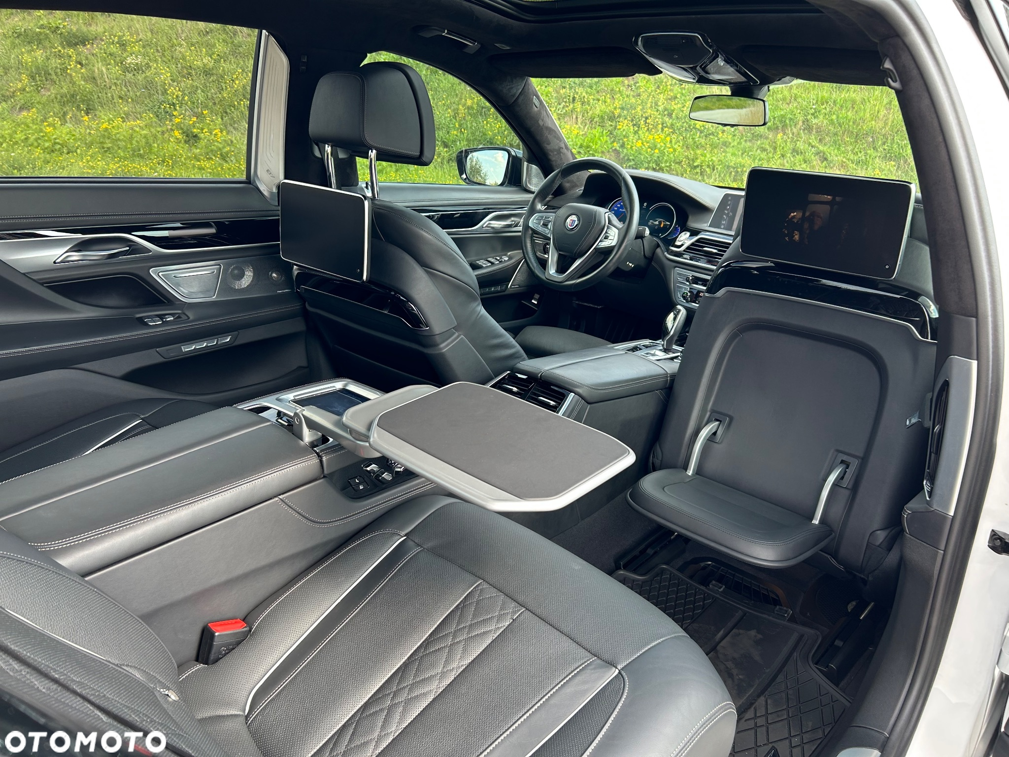 BMW-ALPINA B7 Biturbo - 10