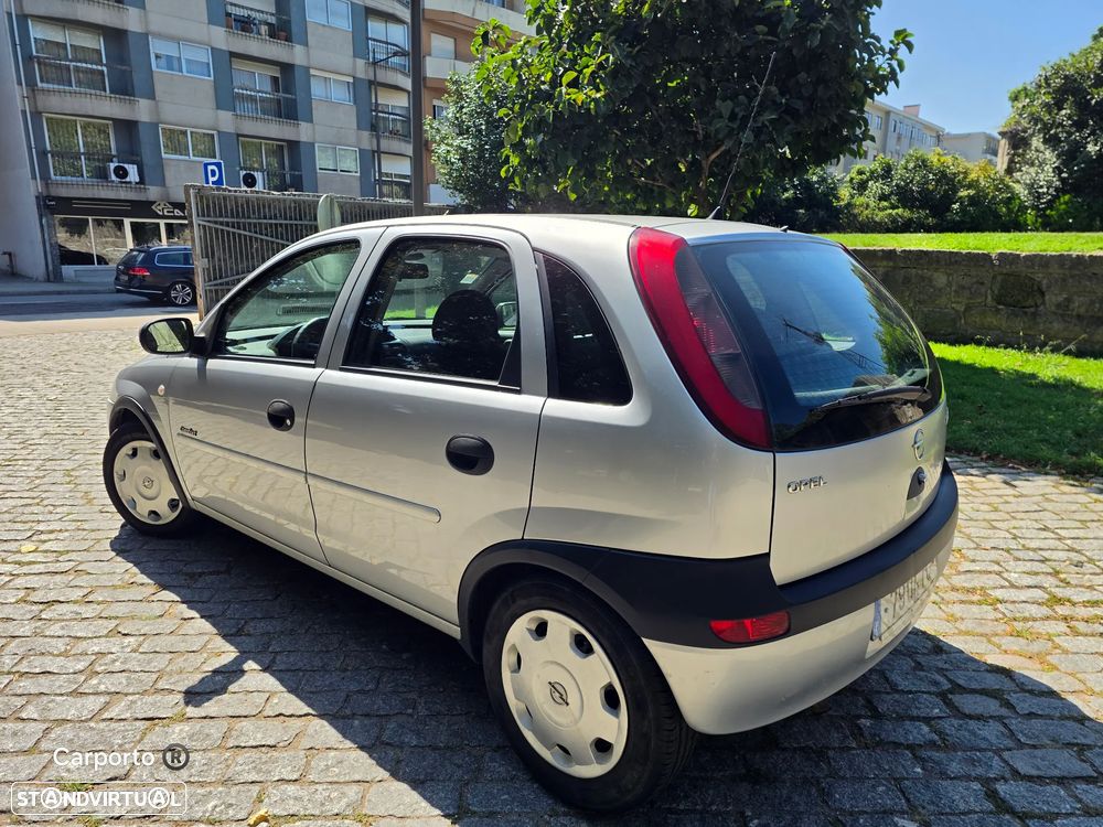 Opel Corsa 1.2 16V Confort - 8