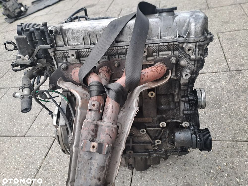 Mazda 6  1.8 16V silnik kompletny kod L8 - 3