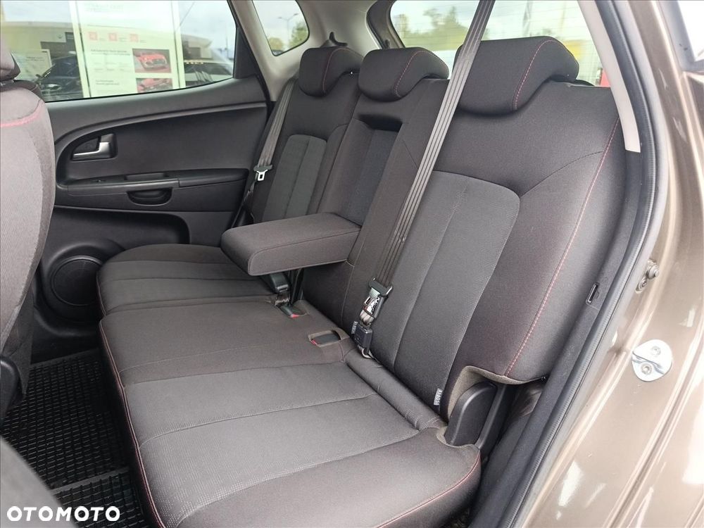 Kia Venga 1.4 CRDi L - 16