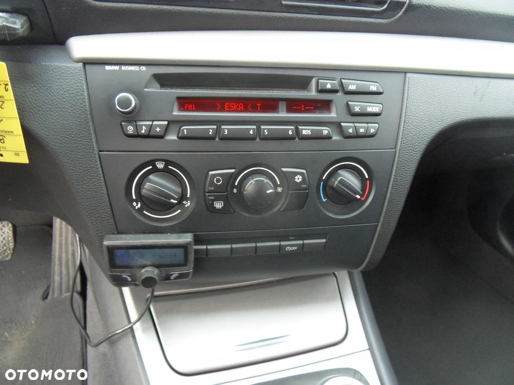 BMW Seria 1 116d - 17