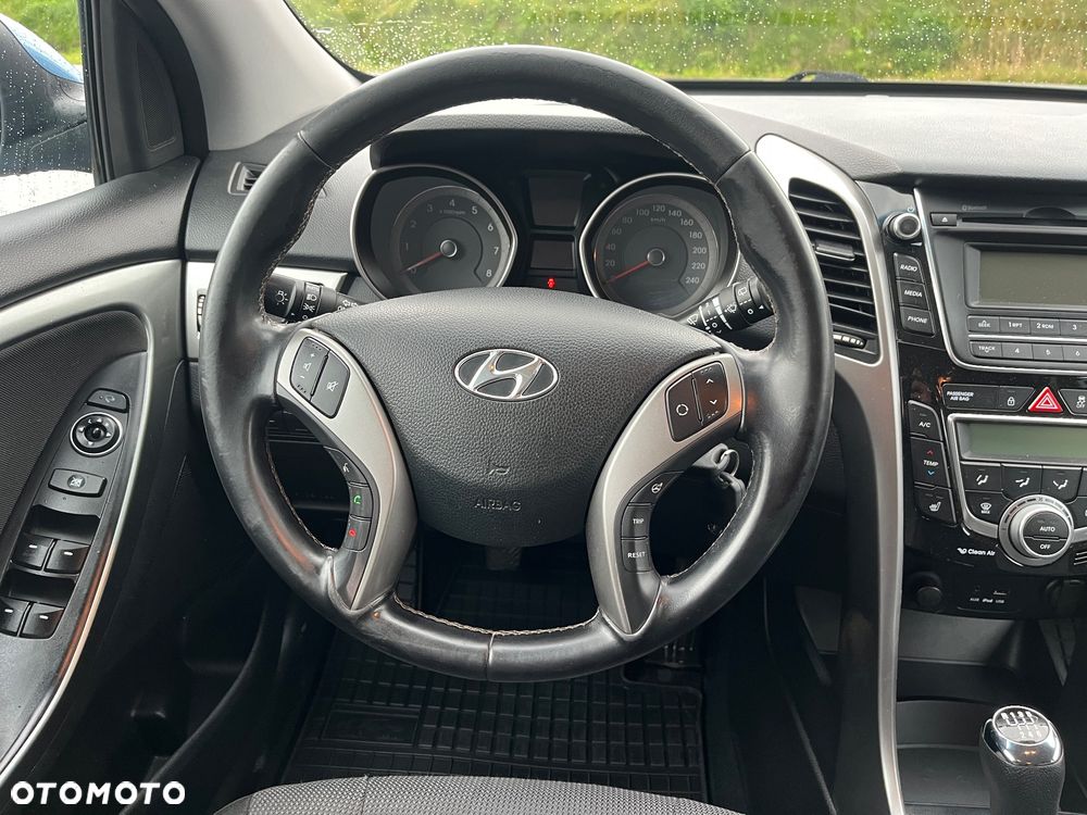 Hyundai i30 1.4 Premium - 30