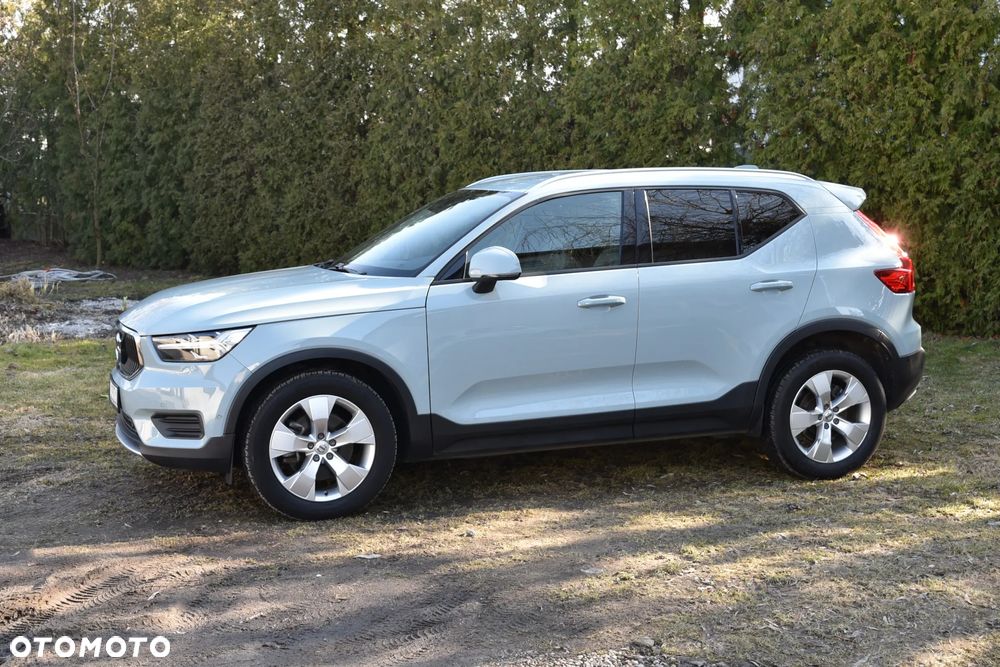 Volvo XC 40 T5 AWD Geartronic Momentum Pro - 4