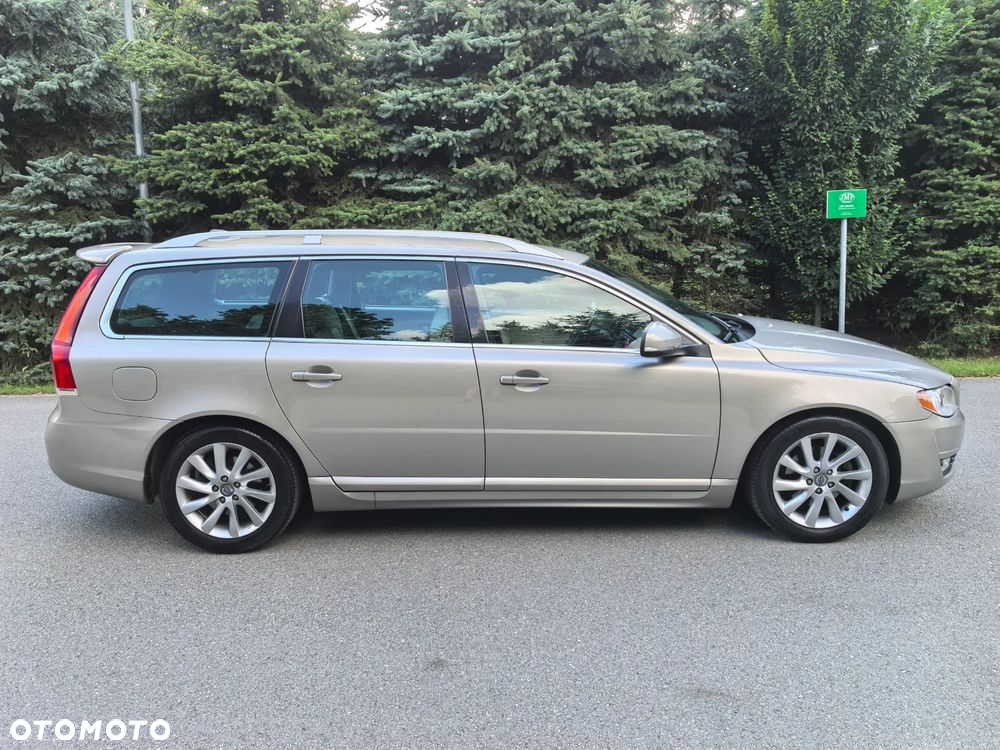 Volvo V70 D2 Dynamic Momentum - 6