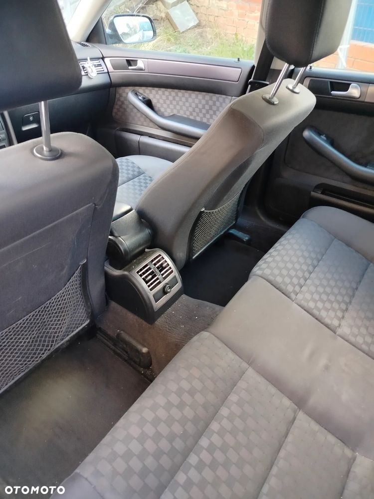 Audi A6 Avant - 10