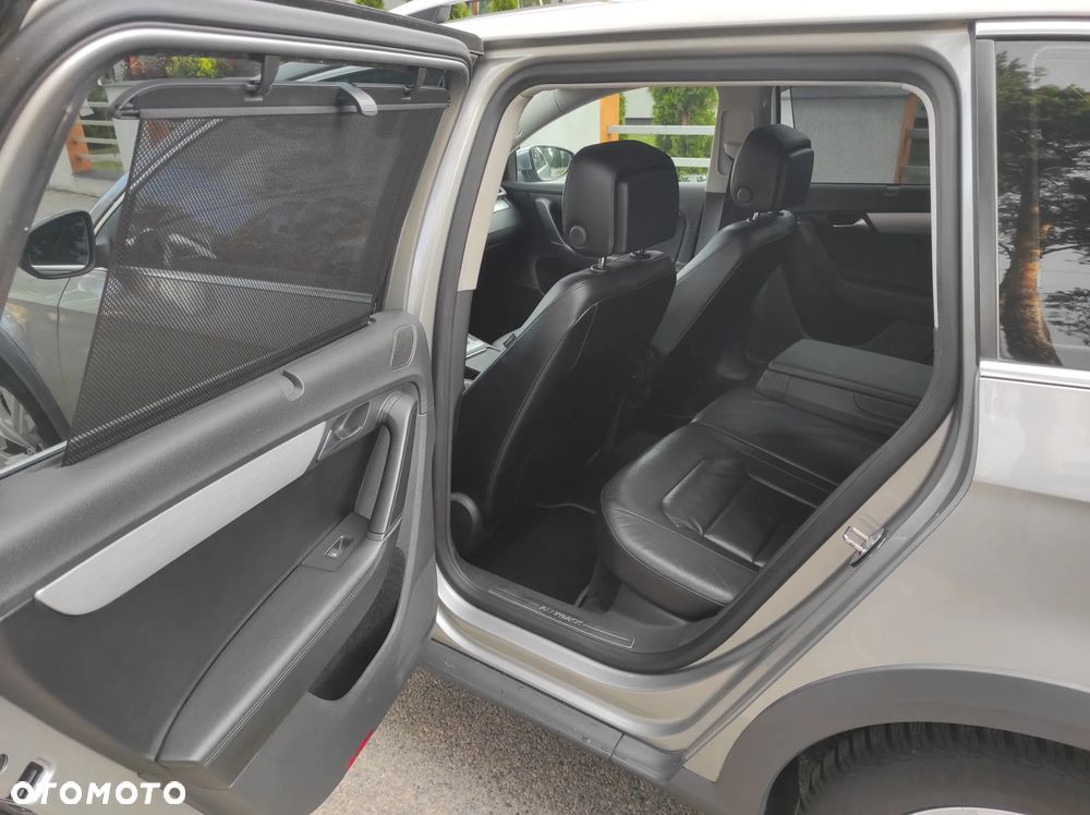 Volkswagen Passat 2.0 TDI BMT 4Mot Highline DSG - 11