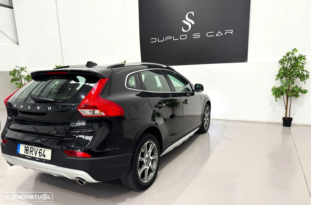 Volvo V40 Cross Country 2.0 D3 Volvo Ocean Race - 11
