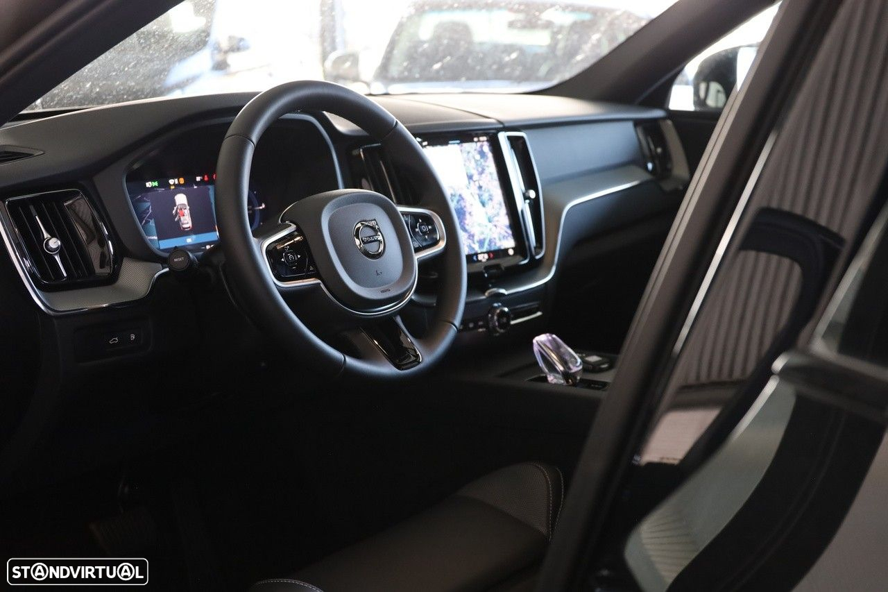 Volvo XC 60 2.0 T6 PHEV Black Edition AWD - 7