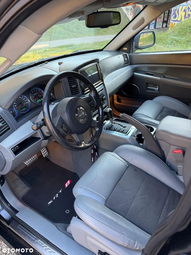 Jeep Grand Cherokee ver-6-1-v8-srt8 - 14