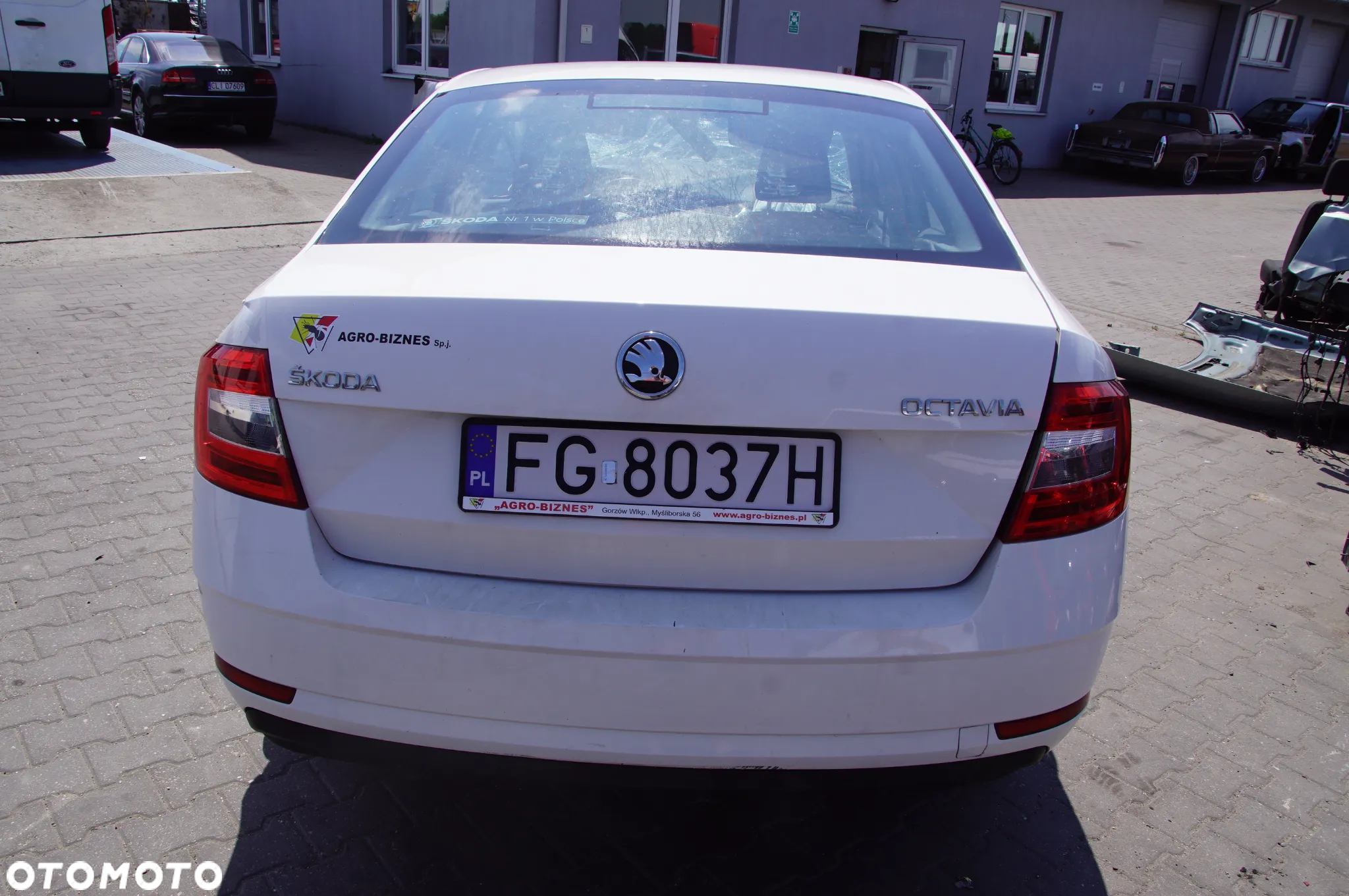 POJAZD NA CZĘŚCI KASACJA SZROT TEL 692324777 Skoda Octavia 3 2.0 tdi crmb 150 kod lakieru LF9E skrzynia pgt hatchback felga amortyzator wtryskiwacz drzwi klapa lampa ćwiartka próg słupek - 7