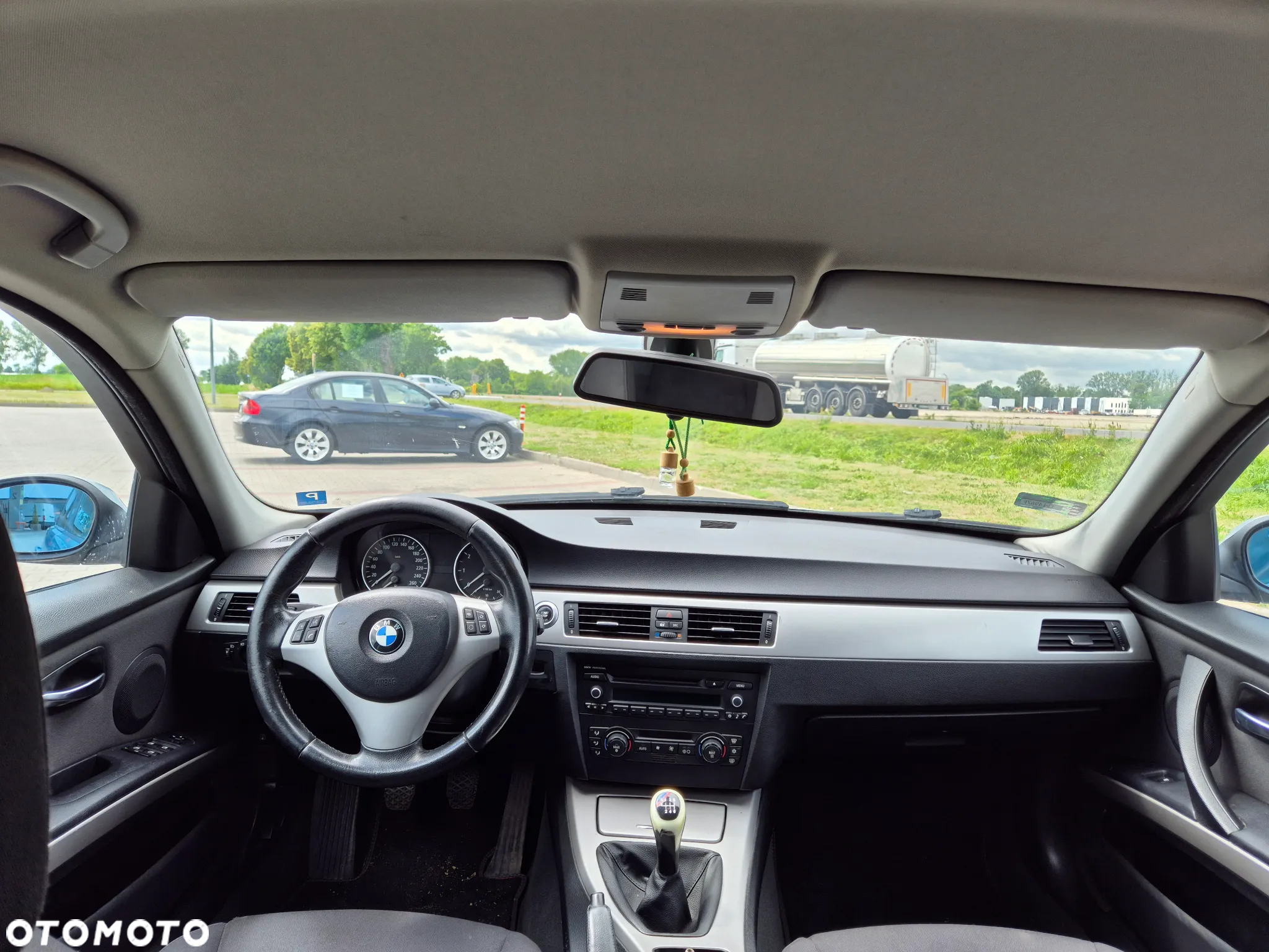 BMW Seria 3 320i Touring - 19