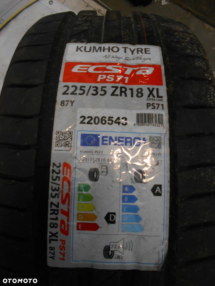 OPONY 225/35R18 KUMHO ECSTA PS71 XL DOT 4921 8.5MM - 5