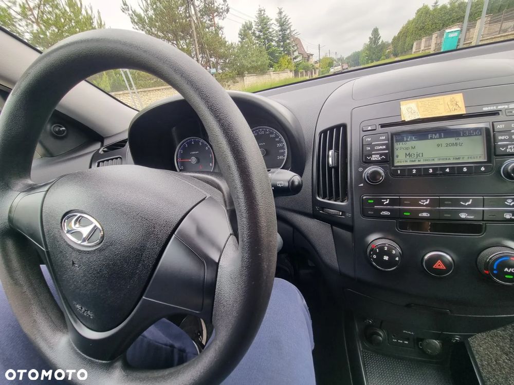 Hyundai i30 1.4 Comfort - 11