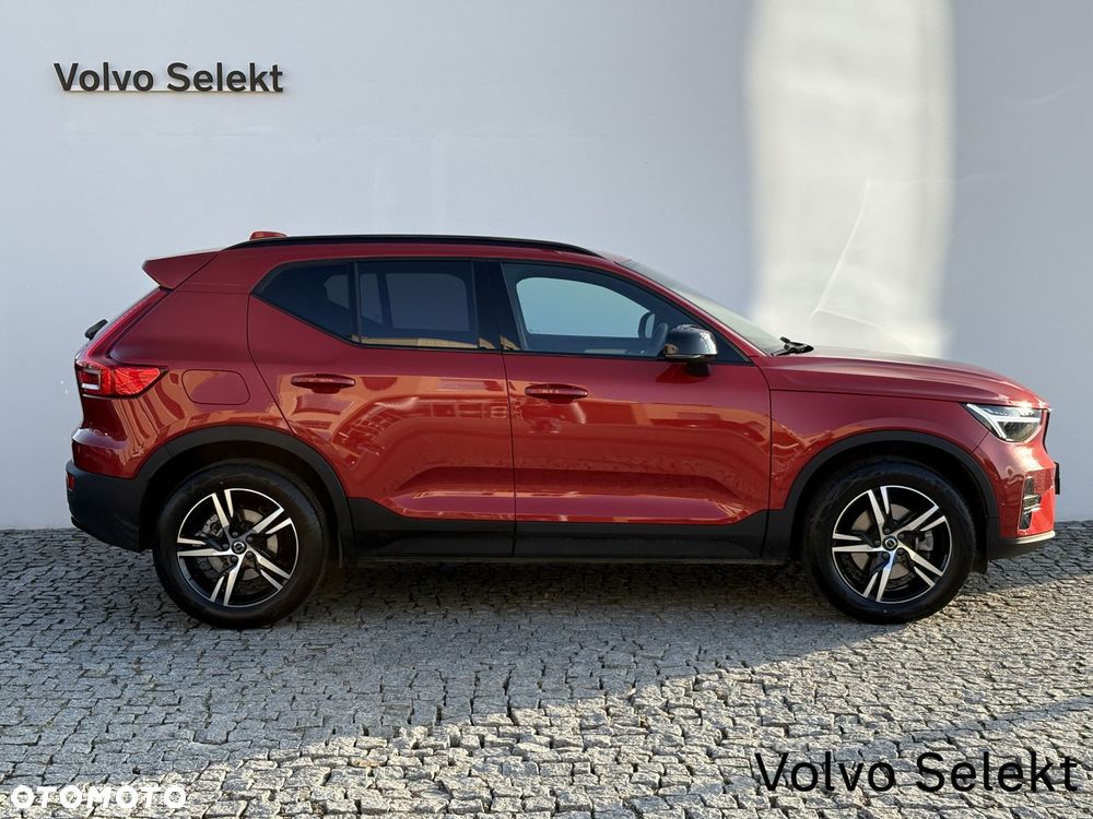 Volvo XC 40 2024