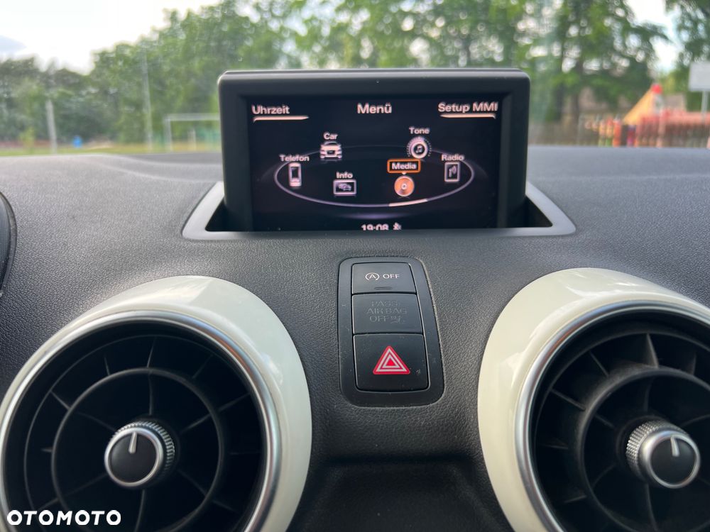 Audi A1 3-drzwiowe 1.4 TFSI S tronic Attraction - 21