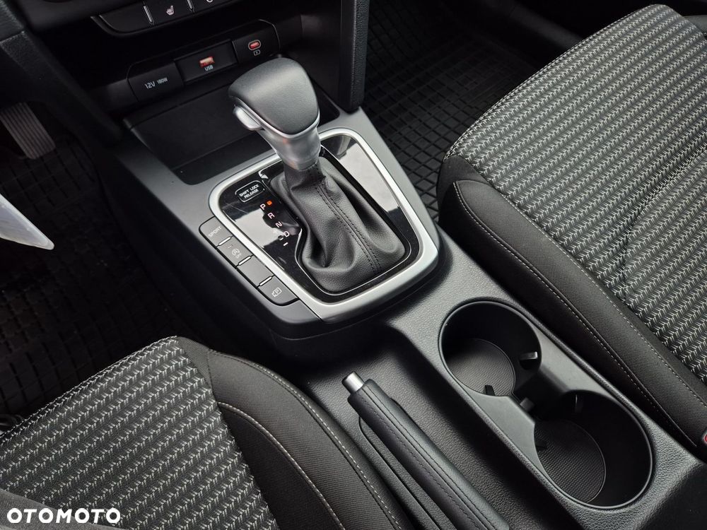 Kia Ceed 1.5 T-GDI M DCT - 16