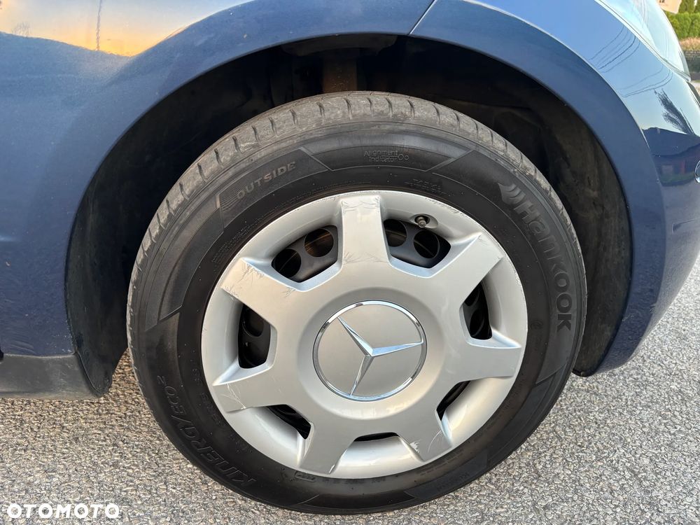 Mercedes-Benz Klasa A 160 BlueEFFICIENCY Elegance Special Edition - 26