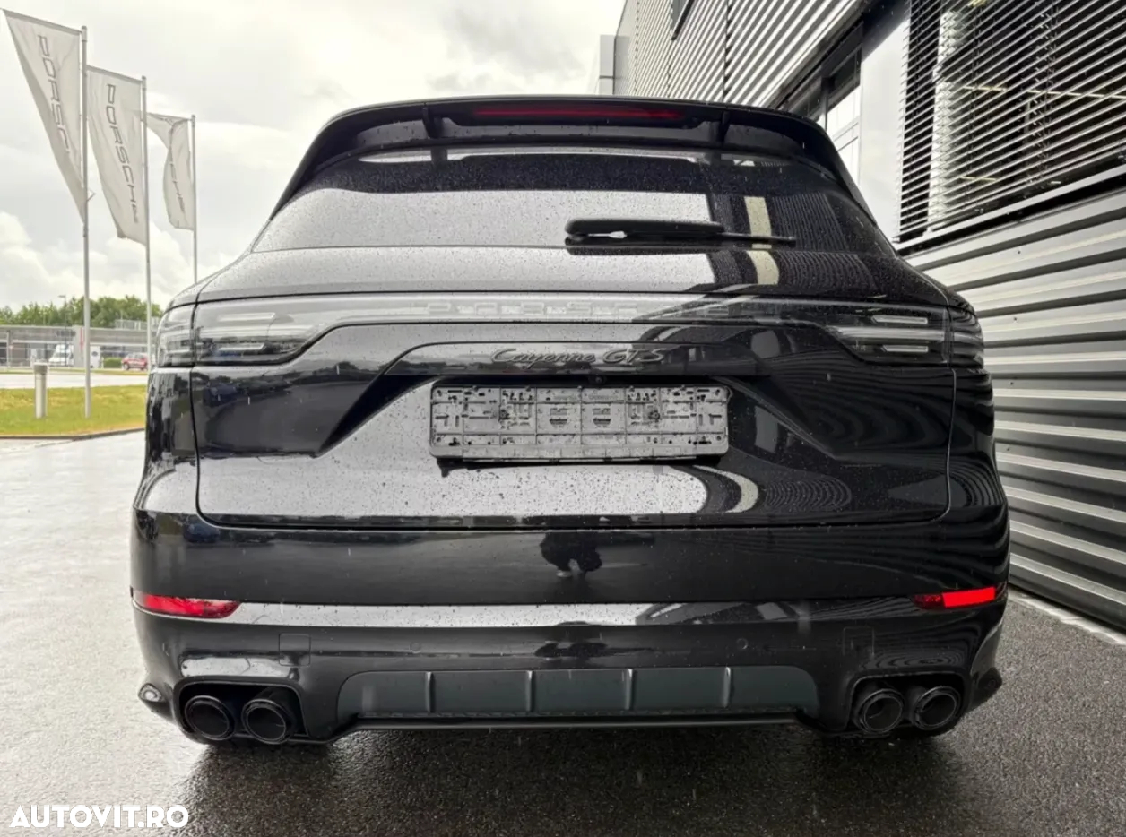 Porsche Cayenne - 6