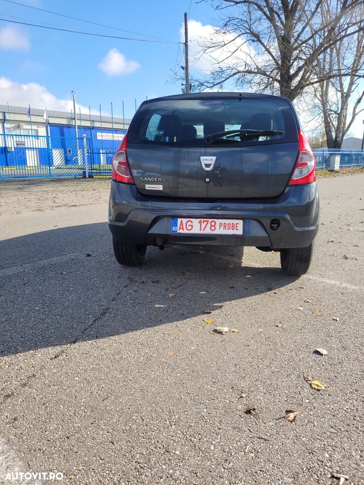 Dacia Sandero - 5