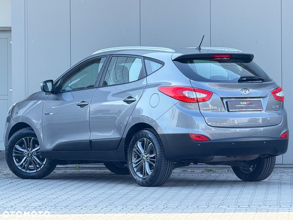 Hyundai ix35 1.6 2WD Fifa World Cup Edition - 32