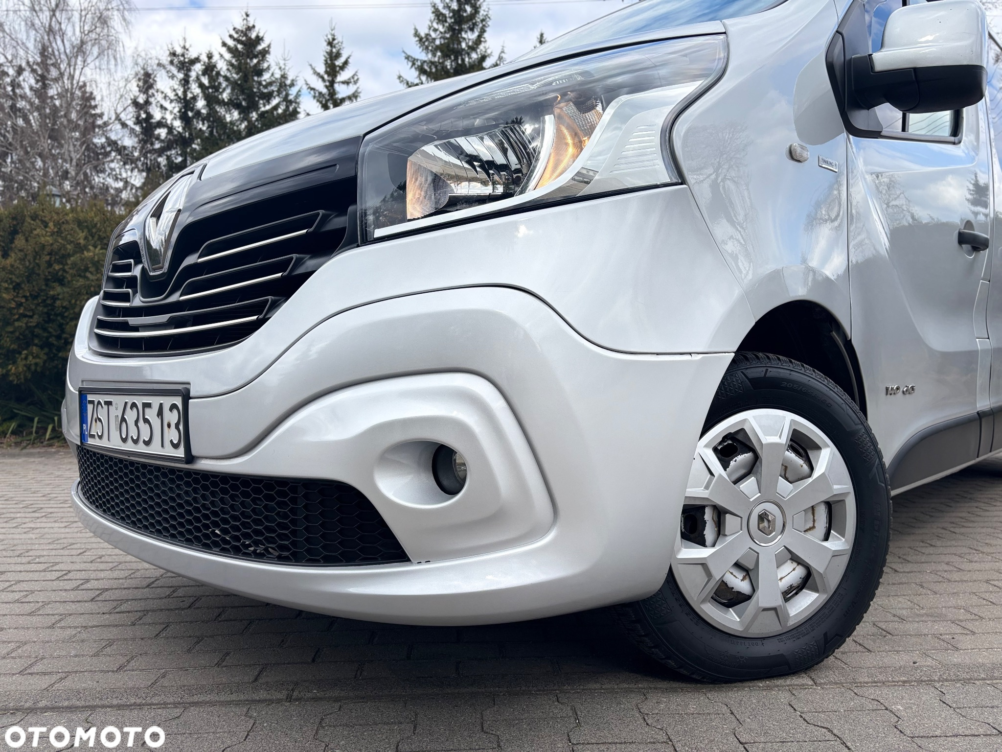 Renault TRAFIC LONG - 25