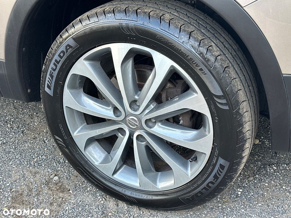 Nissan Qashqai 2.0 tekna - 15