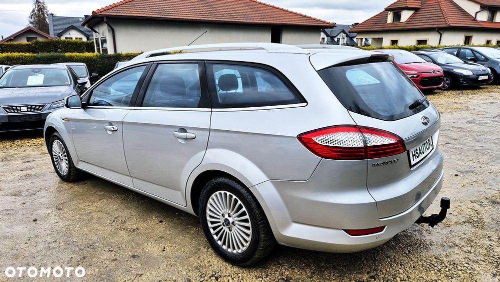 Ford Mondeo 2.0 Platinium X - 23