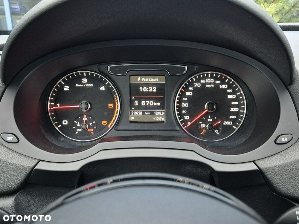 Audi Q3 2.0 TDI Quattro S tronic - 28