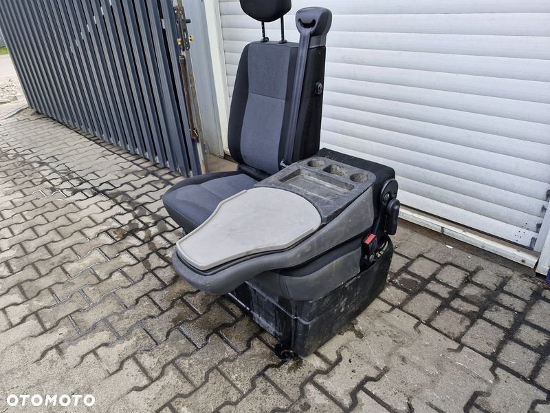 RENAULT MASTER III 3 FOTEL ŁAWKA PRAWY PRZÓD - 12