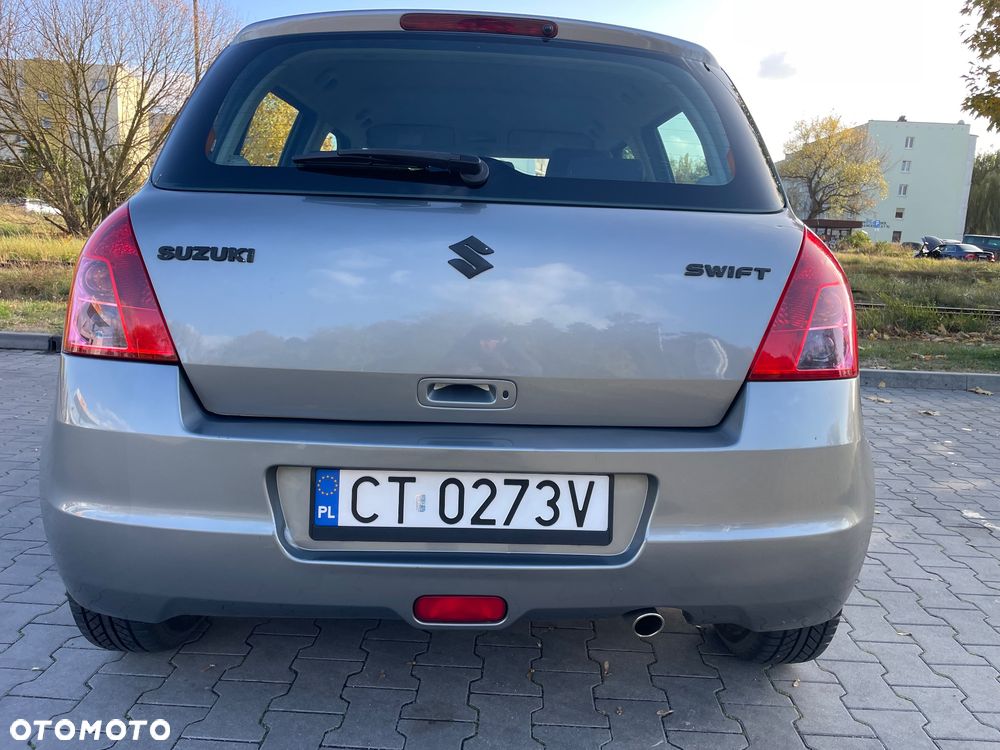 Suzuki Swift 2009 photo 3