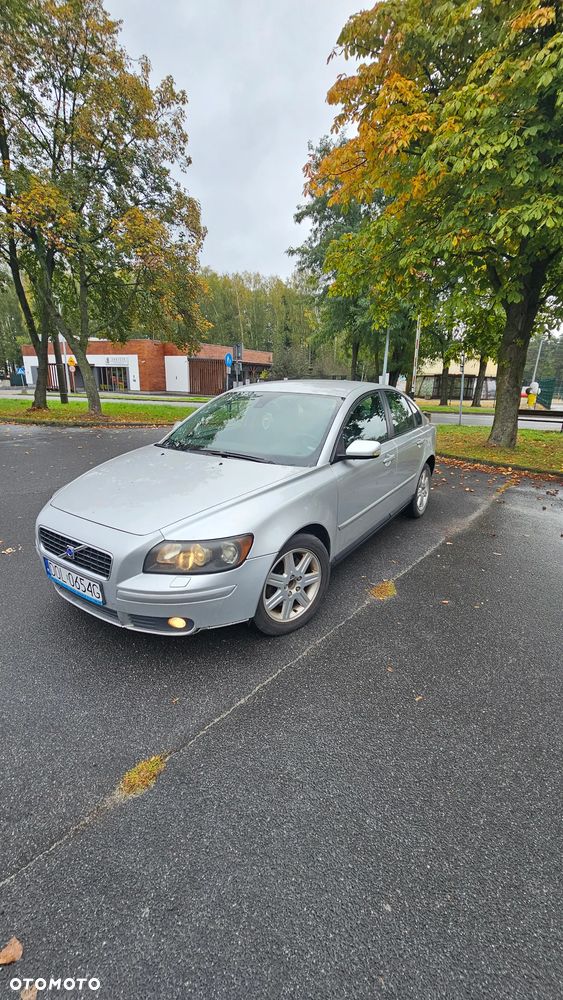 Volvo S40 2004 photo 2