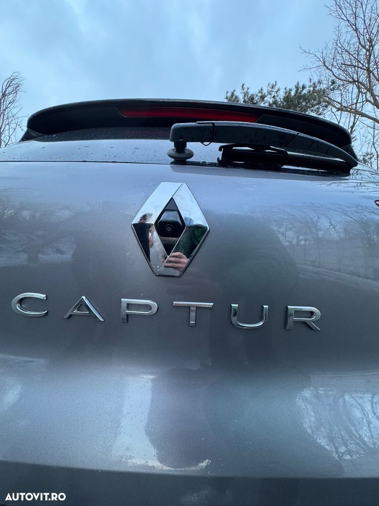 Renault Captur - 16