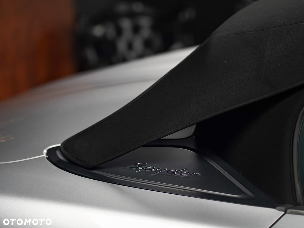 Porsche 718 Boxster Spyder - 13