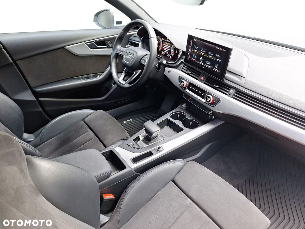 Audi A4 Limousine - 9